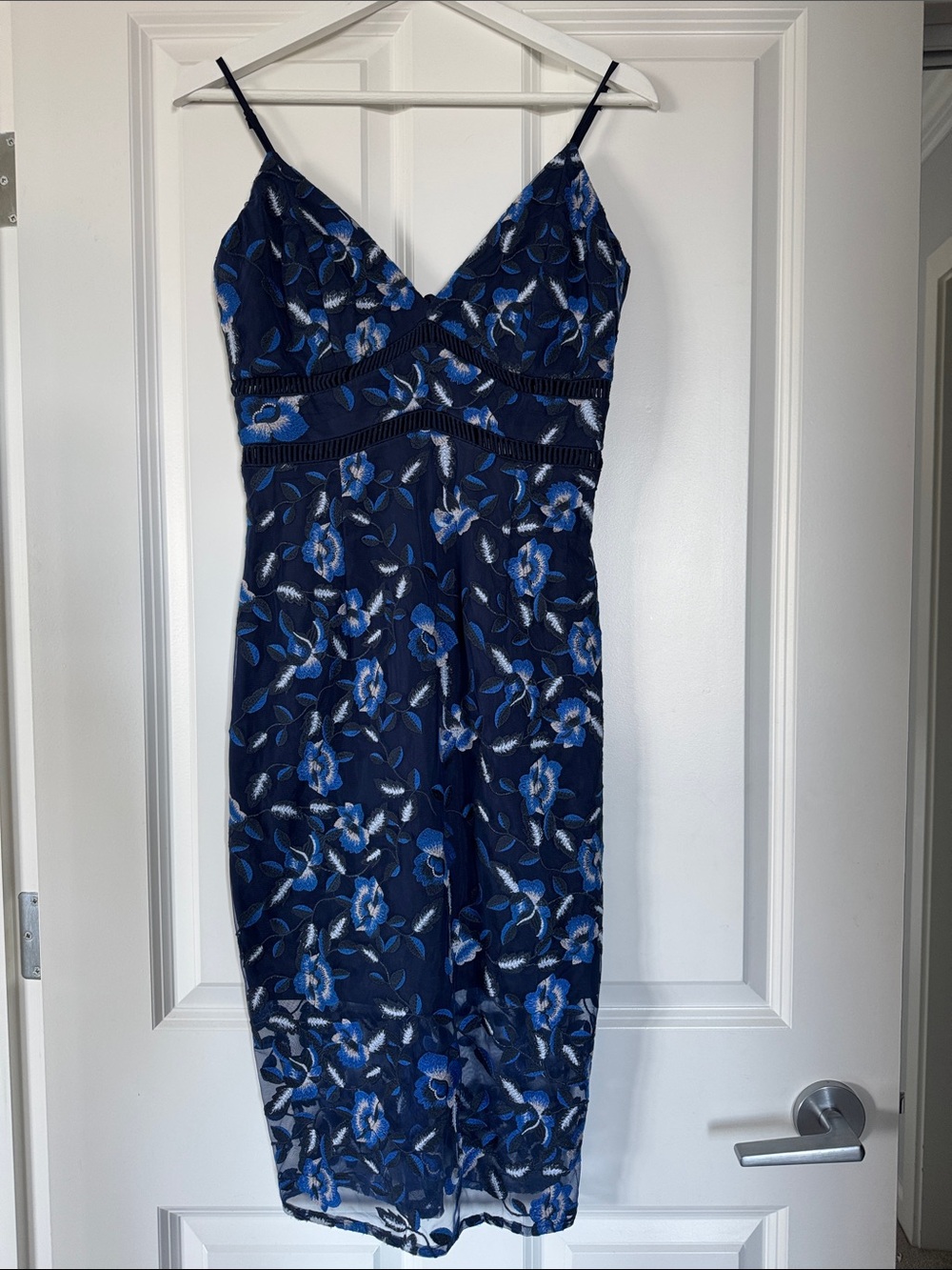 Bardot Navy Blue Floral V-Neck Spaghetti Strap Midi Dress